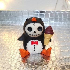 Furry Bones 2011 Pen Pen the Penguine Figurine